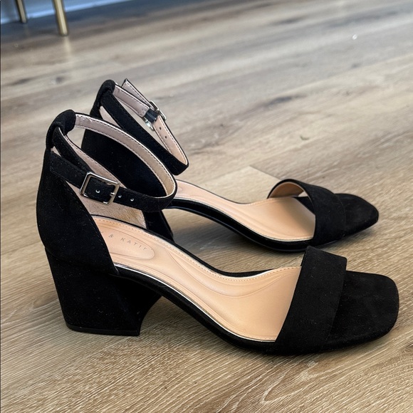 Kelly & Katie Elegant Black Block Heels Size 7M - Picture 3 of 9